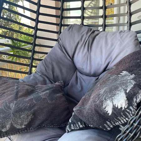 Pine-tree Spacious 2 Bdr Near Tanners' Bridge With Hot Tub 公寓