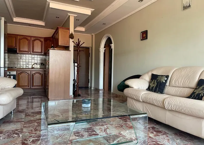 Pine-tree Spacious 2 Bdr Near Tanners' Bridge With Hot Tub Daire